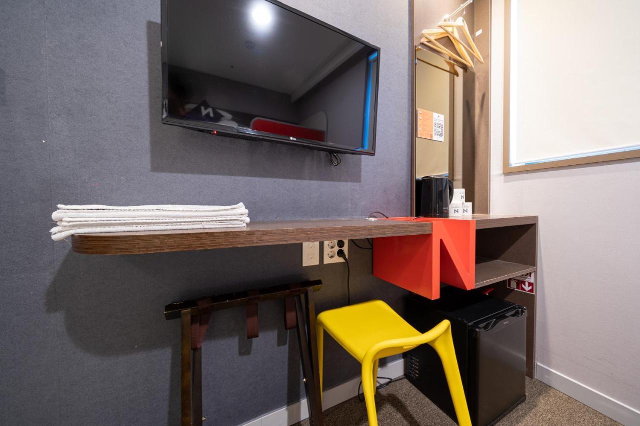 Seoul N Guesthouse Dongdaemoon Bagian luar foto